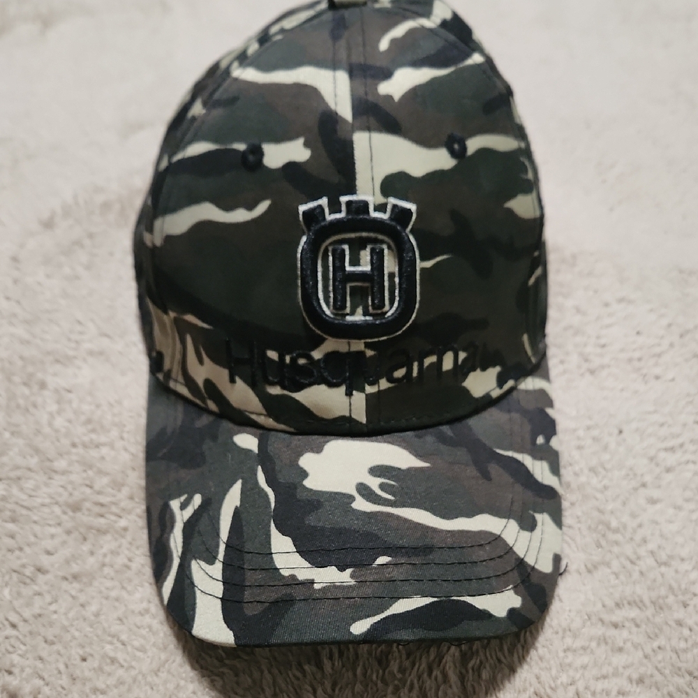 Husqvarna Camouflage Cap